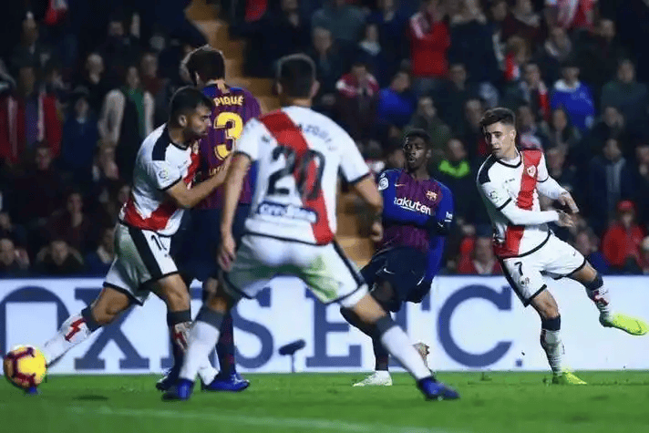 西甲欧战卡位战！贝蒂斯残阵守主场，比利亚雷亚尔客场不败金身能否延续？